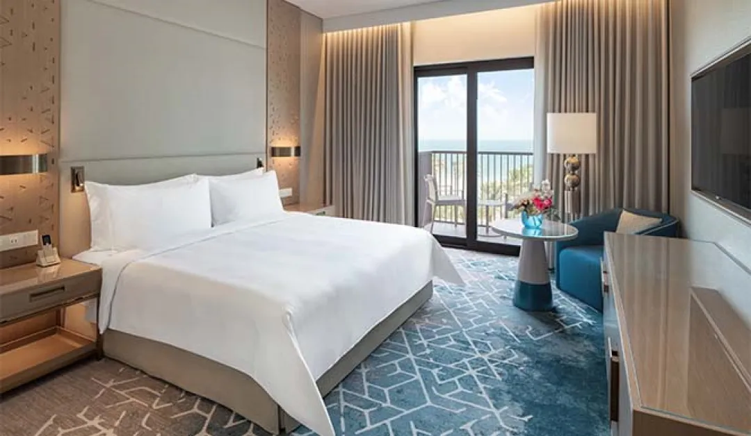 Palace Beach Resort - Deluxe Ocean View - King Room