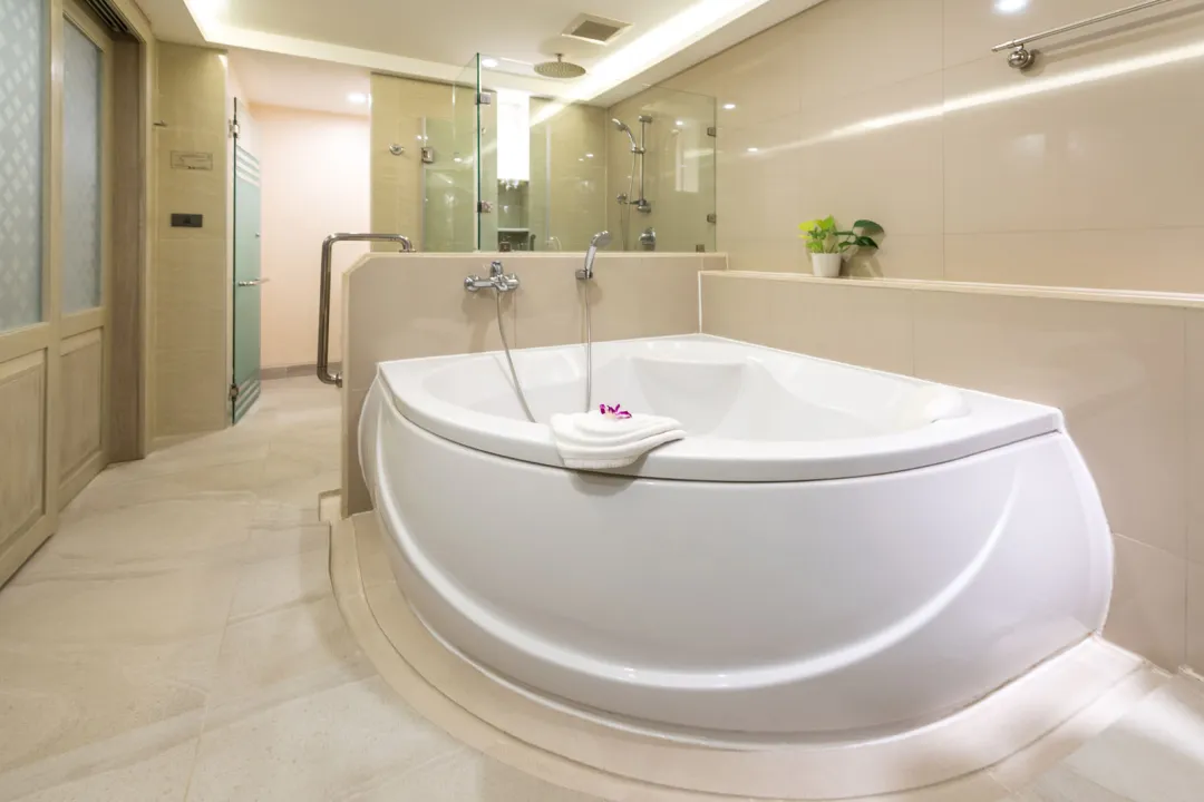 Kathathani Beach Resort Phuket - Grand Suite - Bathroom