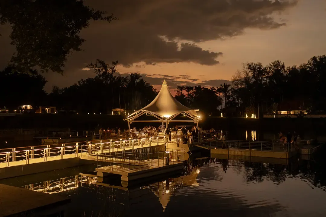 Banyan-Tree-Phuket-Tin-Tapas-Bar