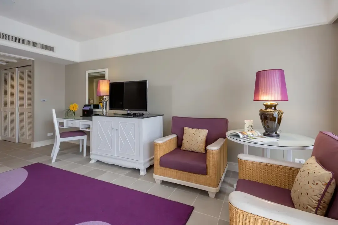 Angsana-Laguna-Phuket-Lagoon-Room-Detail