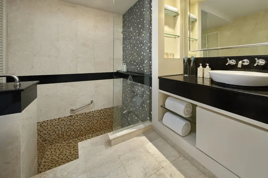 Angsana-Laguna-Phuket-Laguna-Poolview-Room-Bathroom