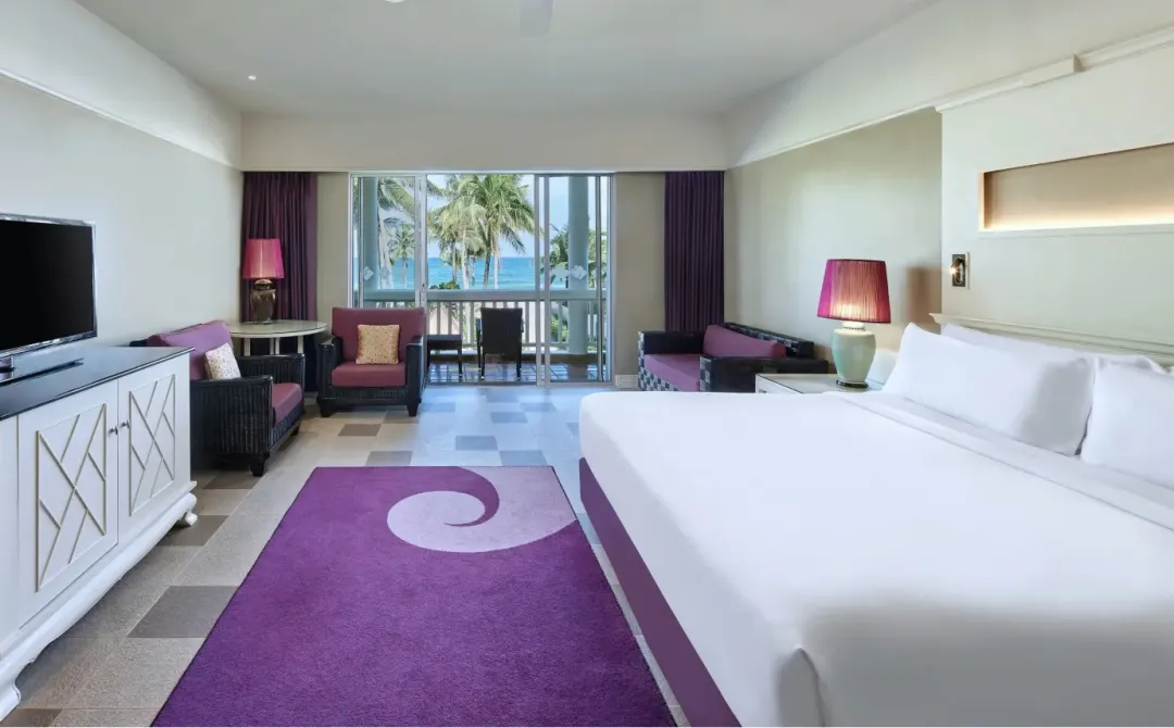 Angsana-Laguna-Phuket-Laguna-Oceanview-Room-King-Bed