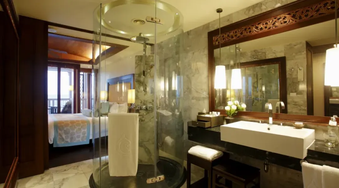 Centara Grand Beach Resort Phuket - Deluxe Spa Room - Bathroom