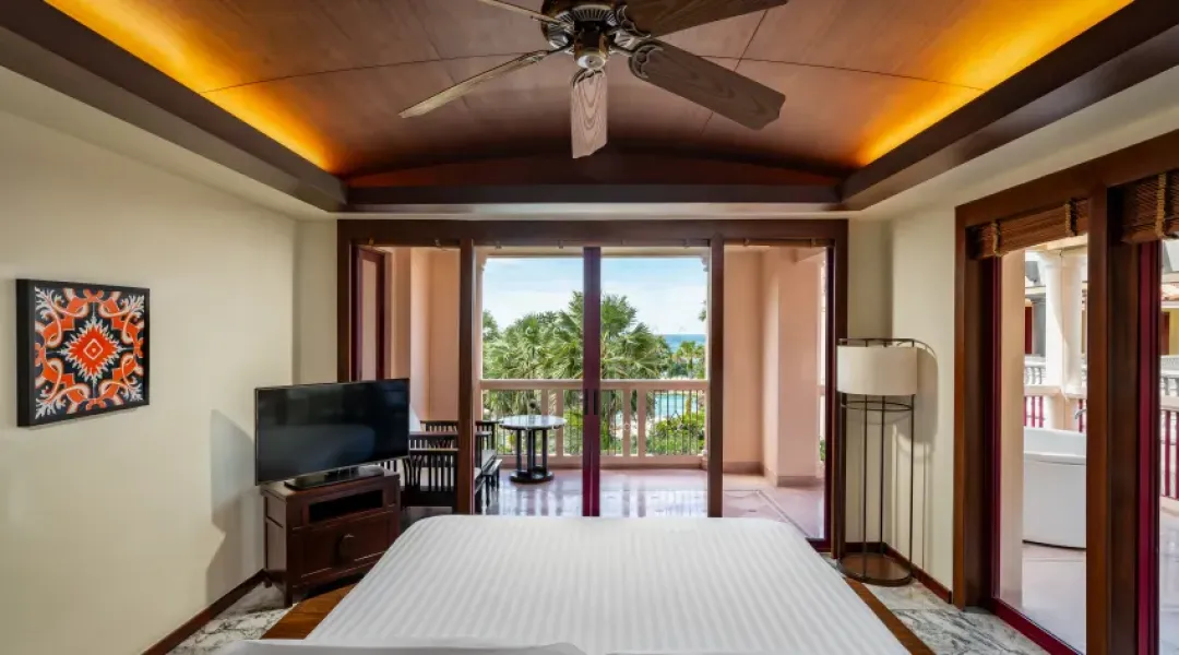 Centara Grand Beach Resort Phuket - Premier Spa Room