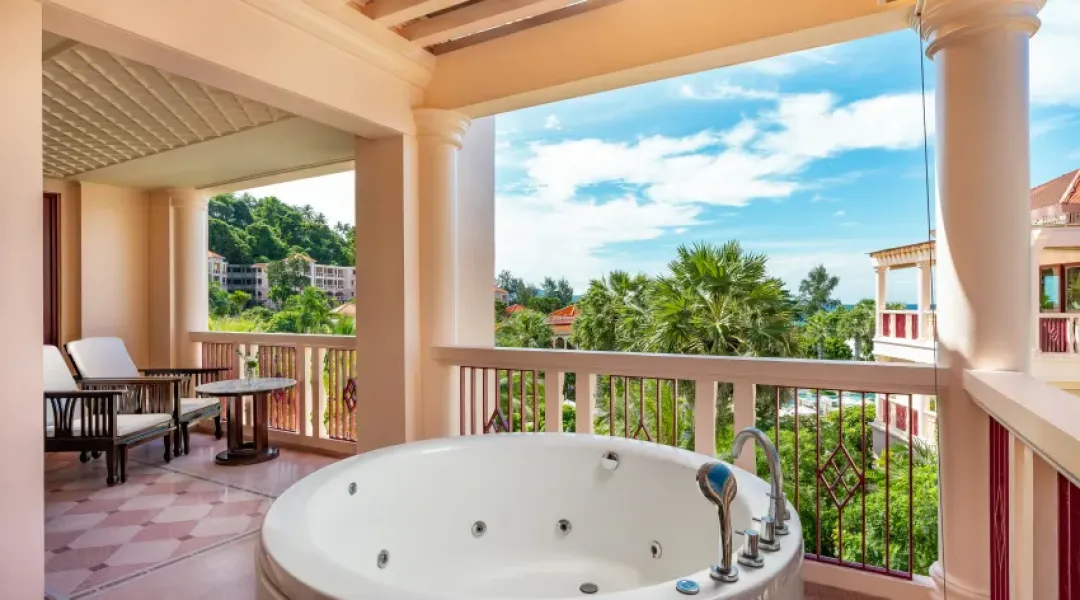 Centara Grand Beach Resort Phuket - Premier Spa Room - Balcony
