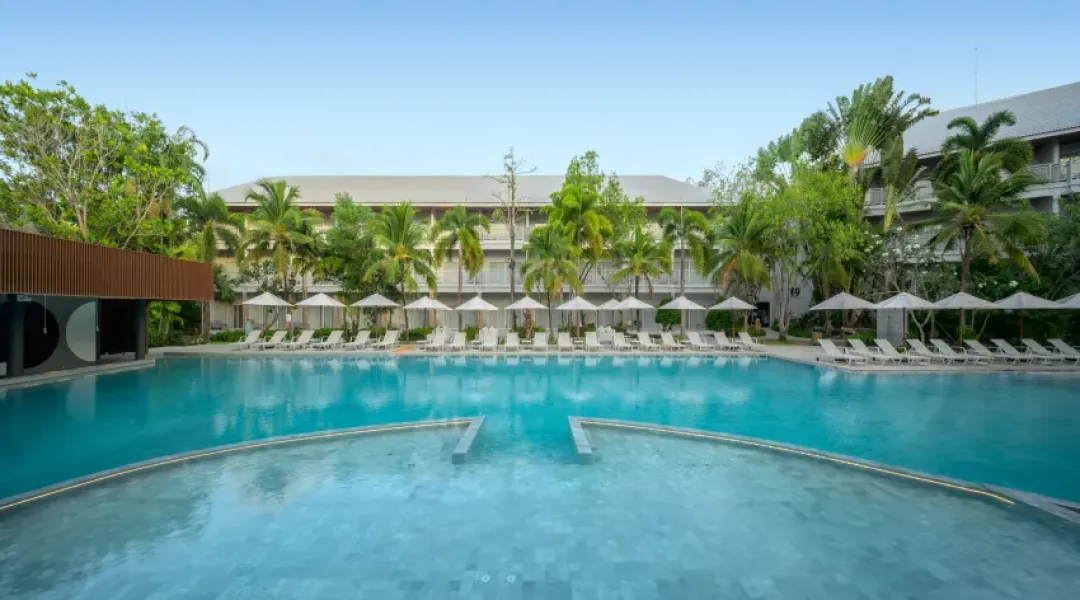 Centara Karon Phuket - Main Pool