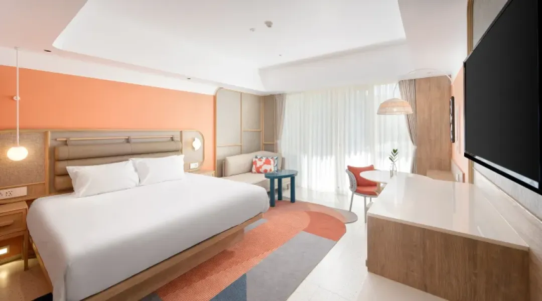 Centara Karon Beach Resort - Deluxe Pool View - Detail