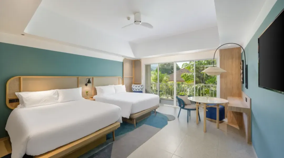 Centara Karon Resort - Premium Deluxe Room - Double Double