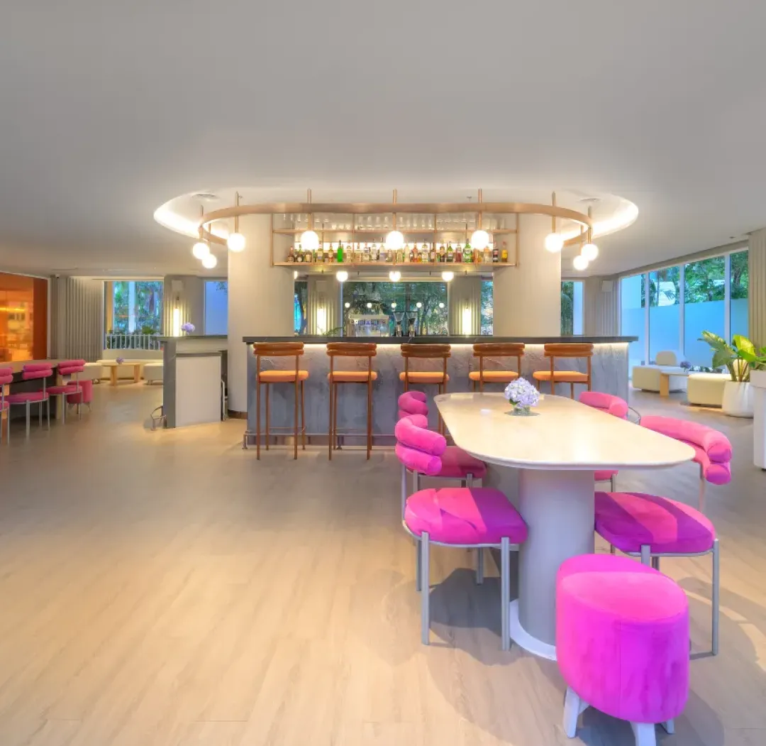 Centara Karon Resort - PInk Social