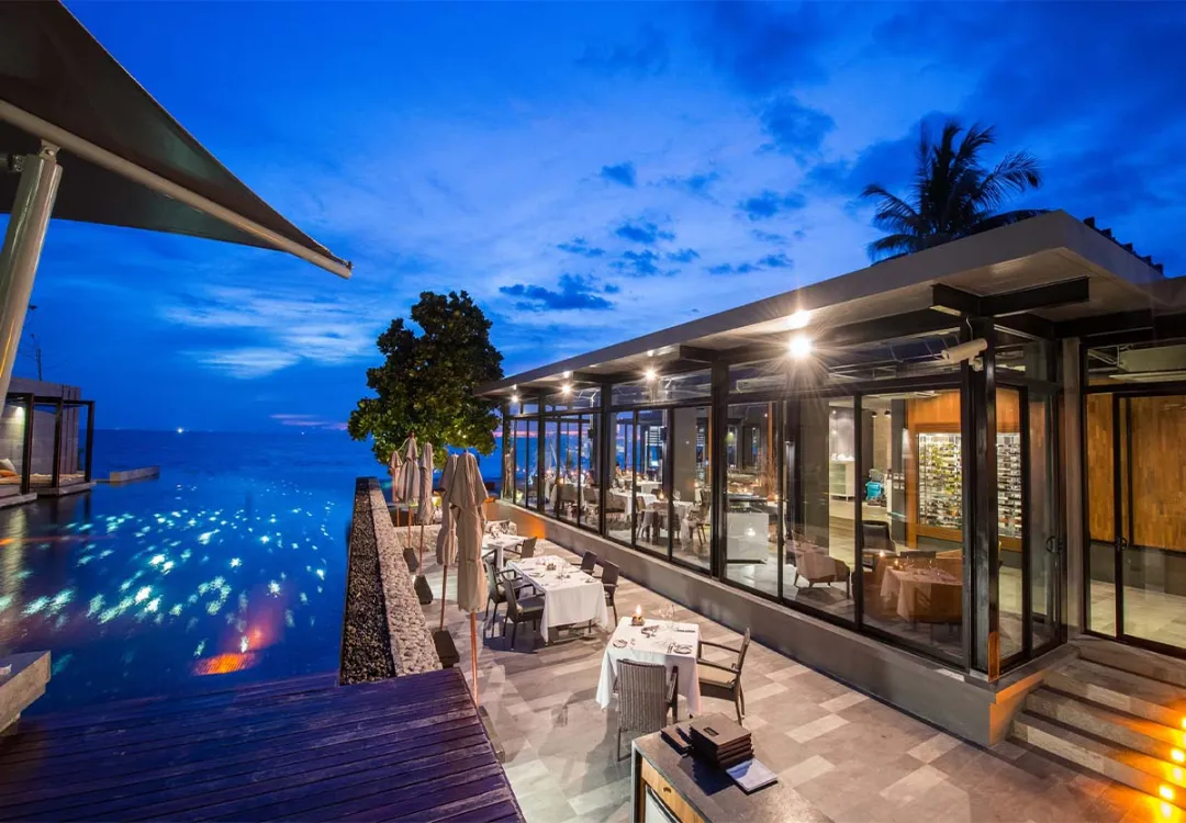 Aleenta Phuket - Edge Restaurant - Exterior