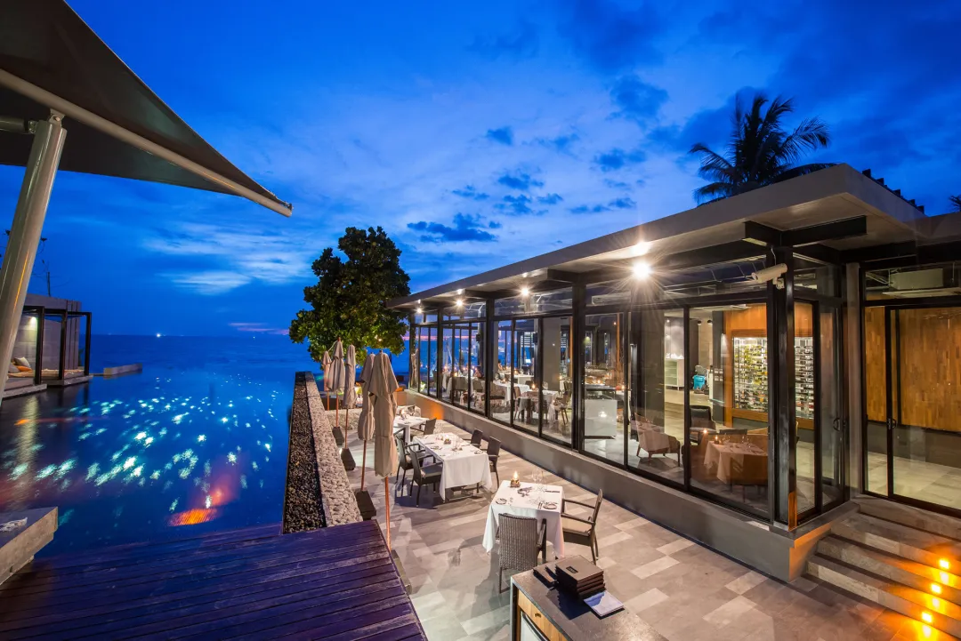 The Edge Restaurant (1)
