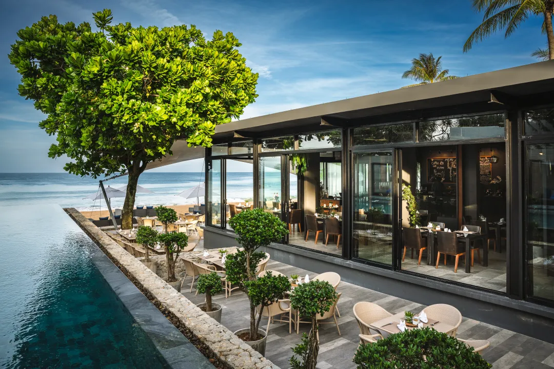 Aleenta Phuket The Edge Restaurant
