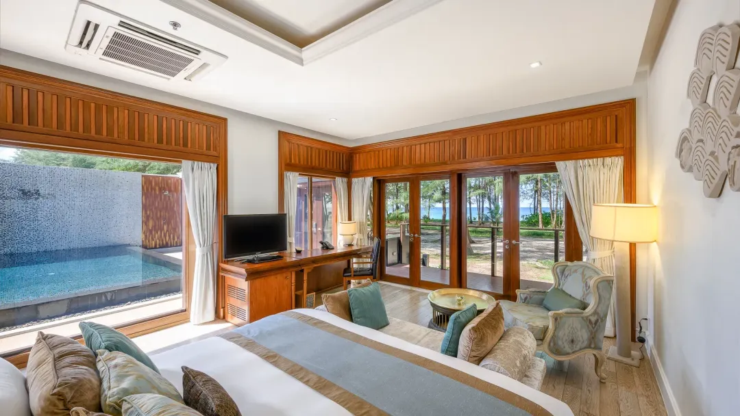 Villa Two Bedroom Private Pool Beachfront - Bedroom