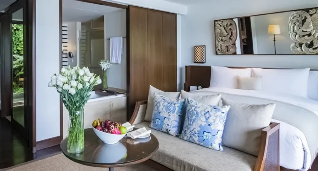 Grand Sea View Pool Suite - Bedroom