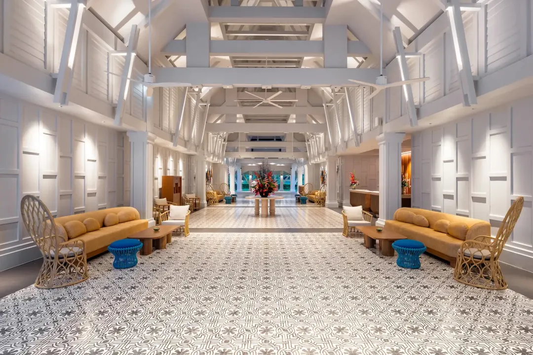 SAii Laguna Phuket - Resort Lobby Lounge