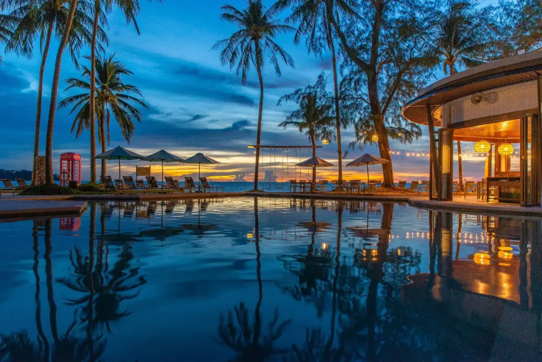 SAii Laguna Phuket - Pool Sunset View