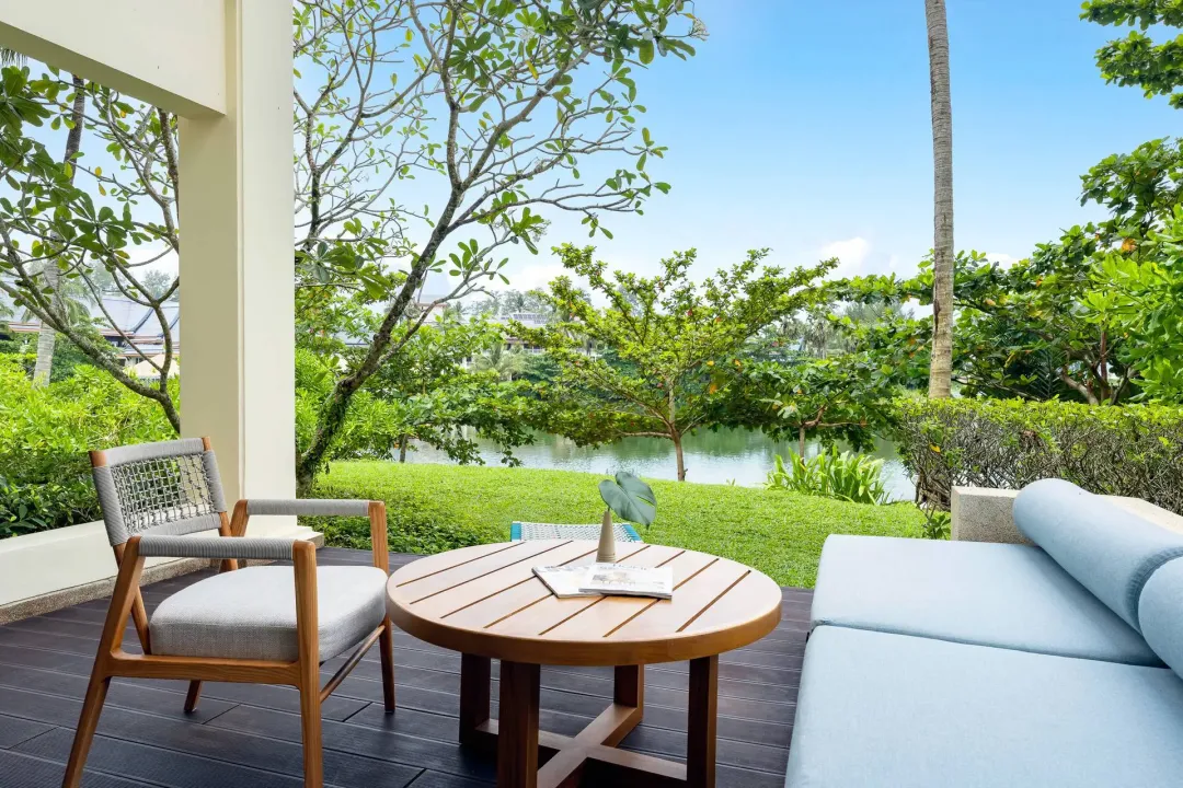 Lagoon View Terrace - Terrace Seating Aeria