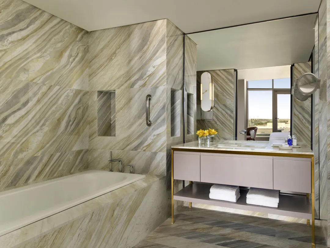 Rixos Gulf Hotel - Junior Suite - Bathroom