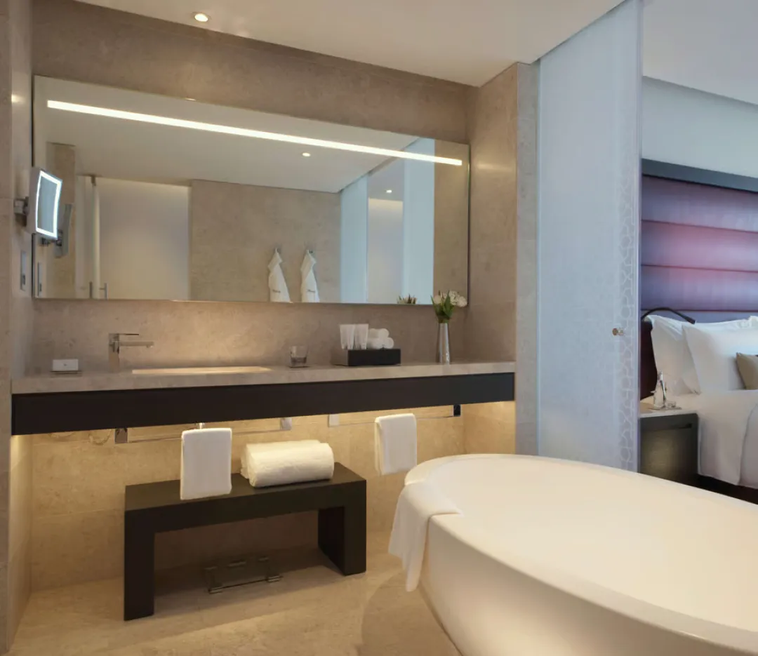 Kempinski-Hotel-Muscat-Family-Room-Bathroom