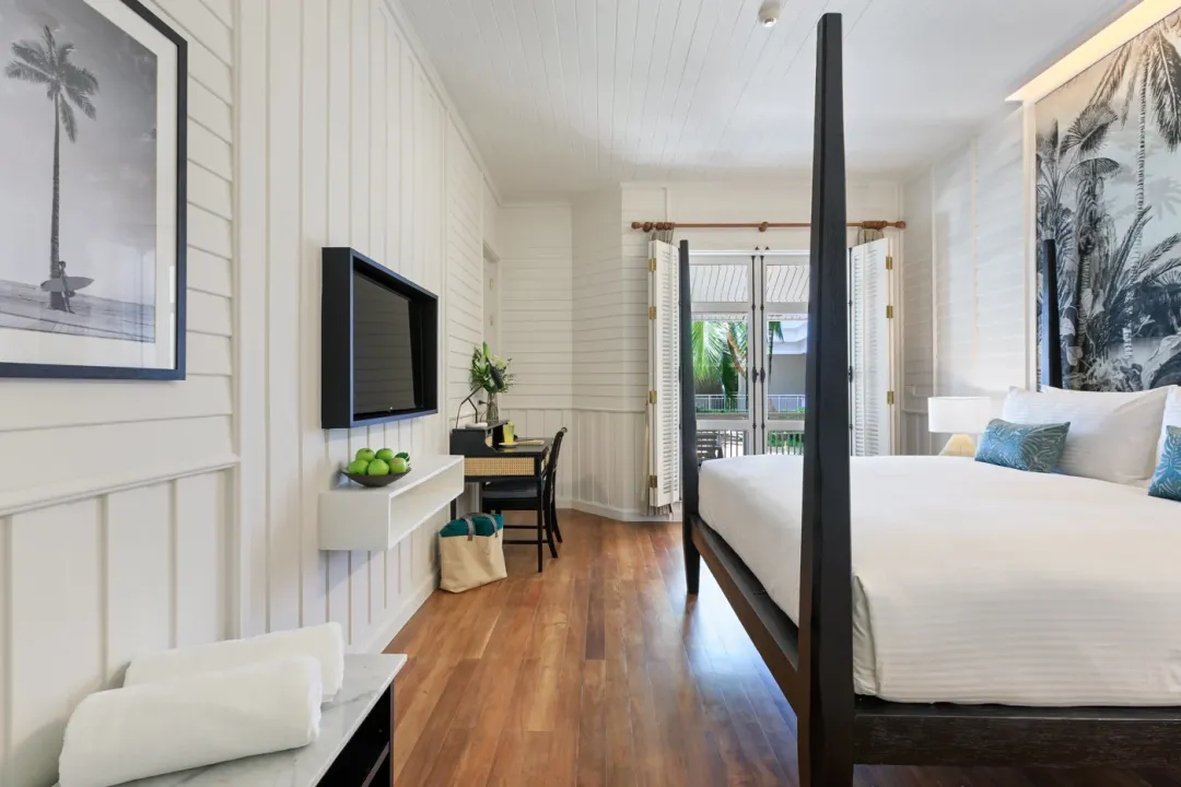 Superior Balcony - Bedroom with Balcony View