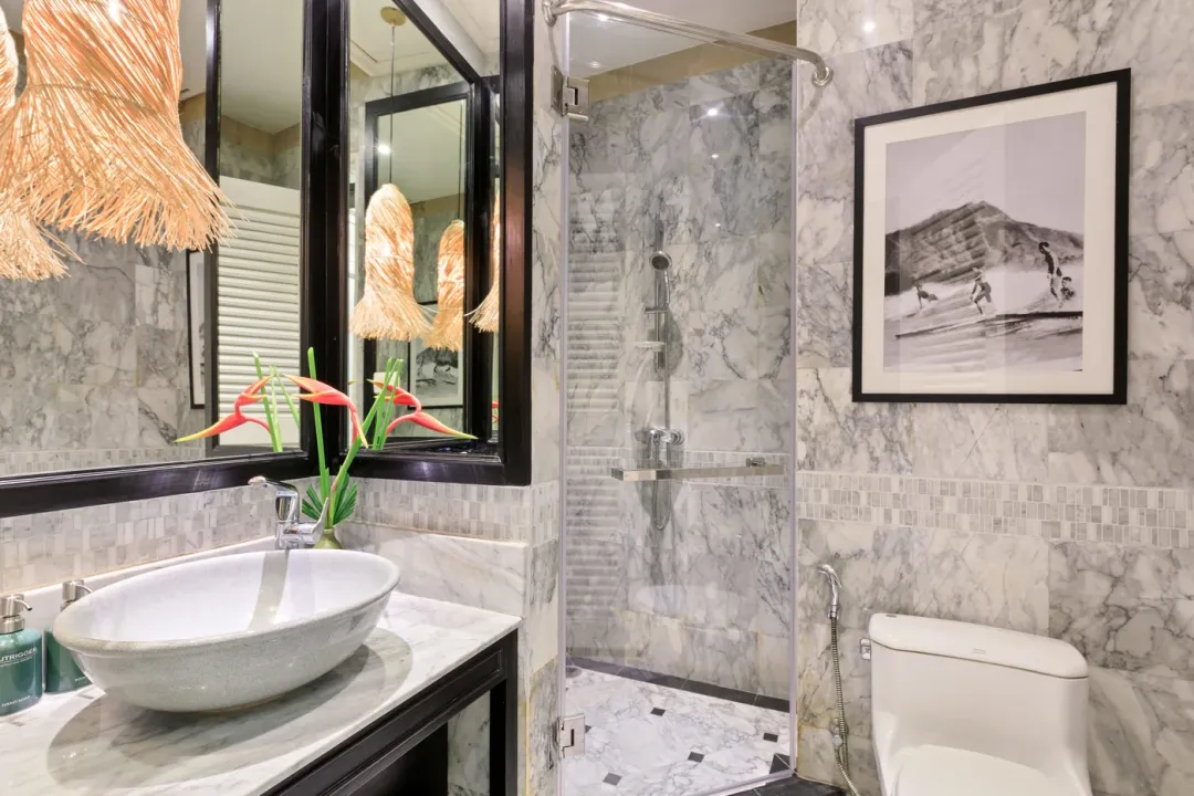 Superior Balcony - Bathroom