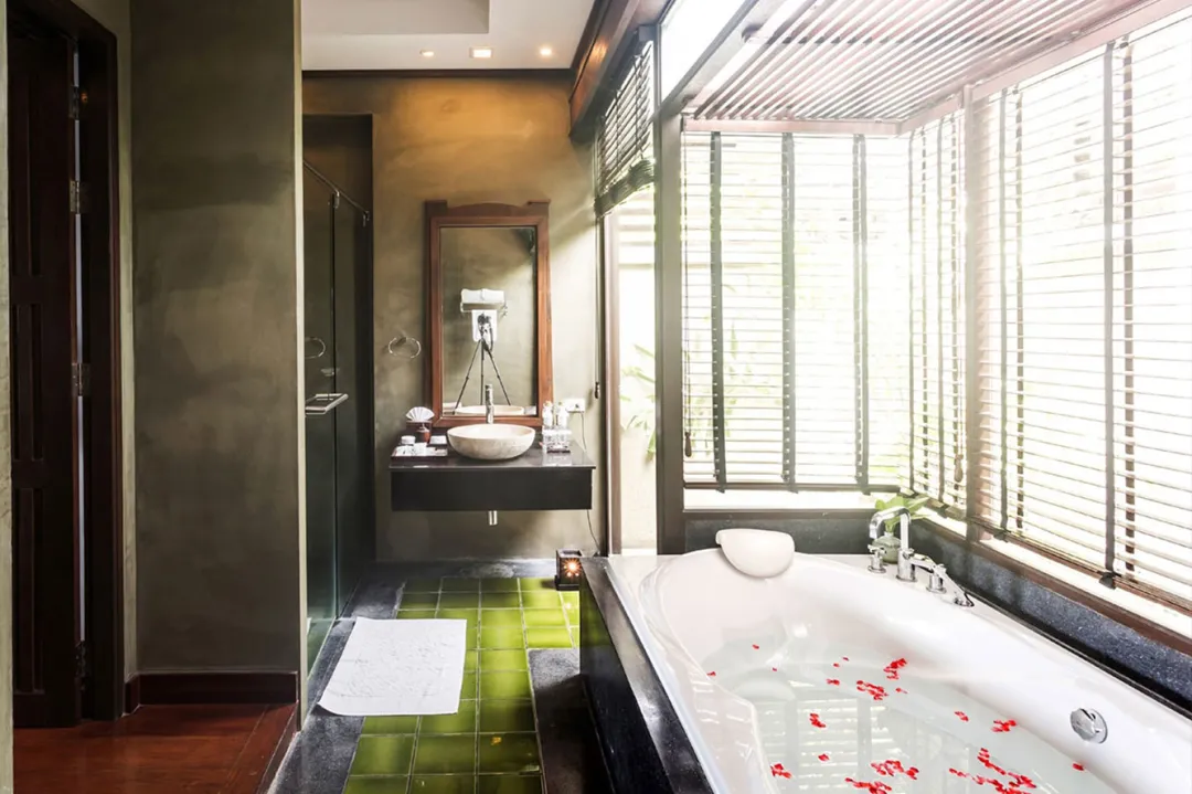 Pool Villa Beachside - Bathroom