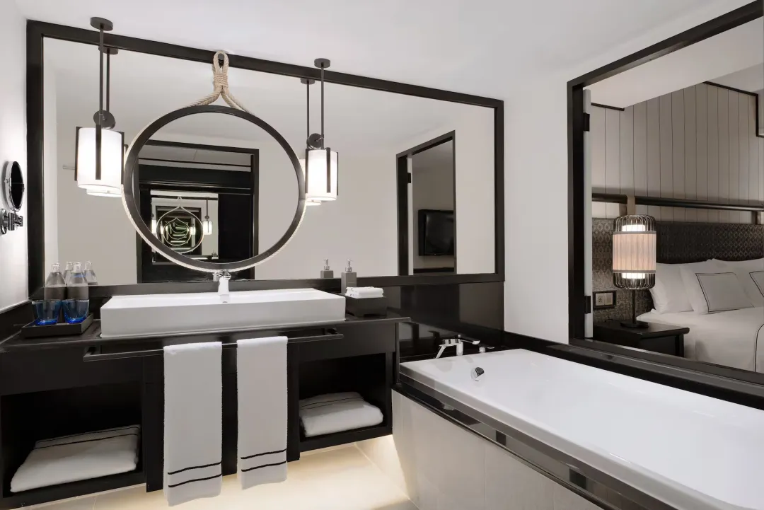 Premium Room-Bathroom
