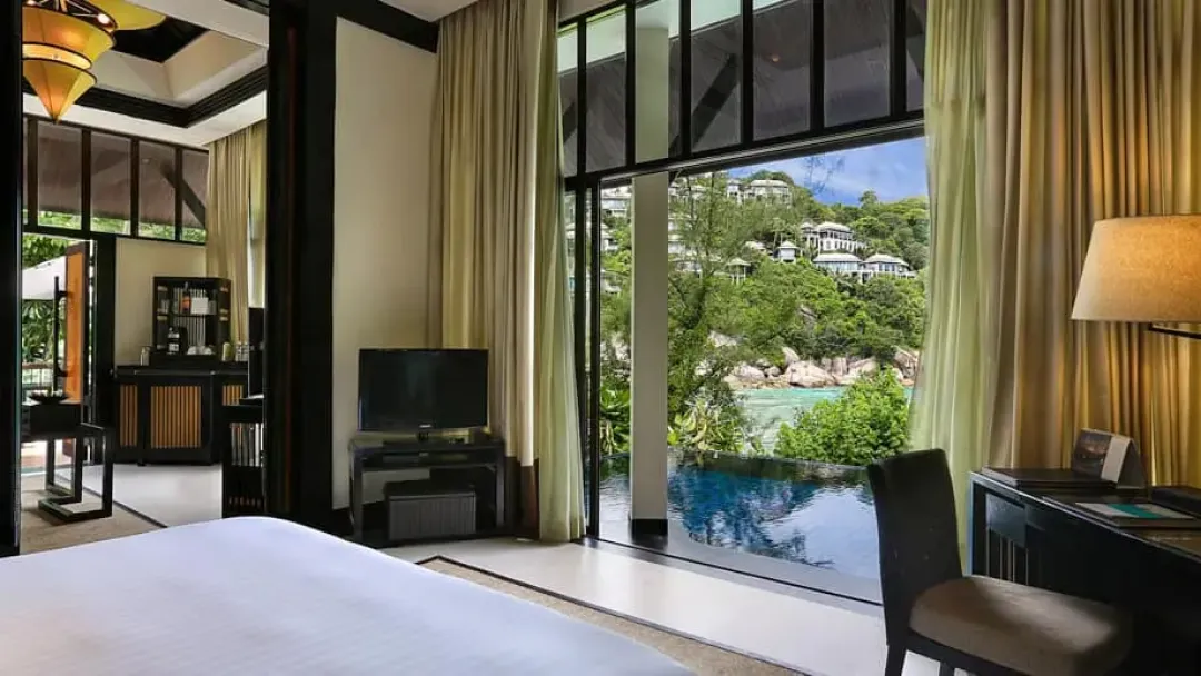 Partial Ocean View Pool Villa - Bedroom