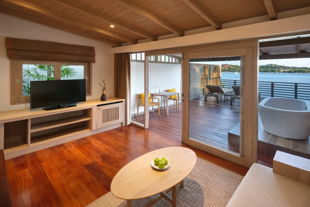 Seafront Suite -Indoor Living Room