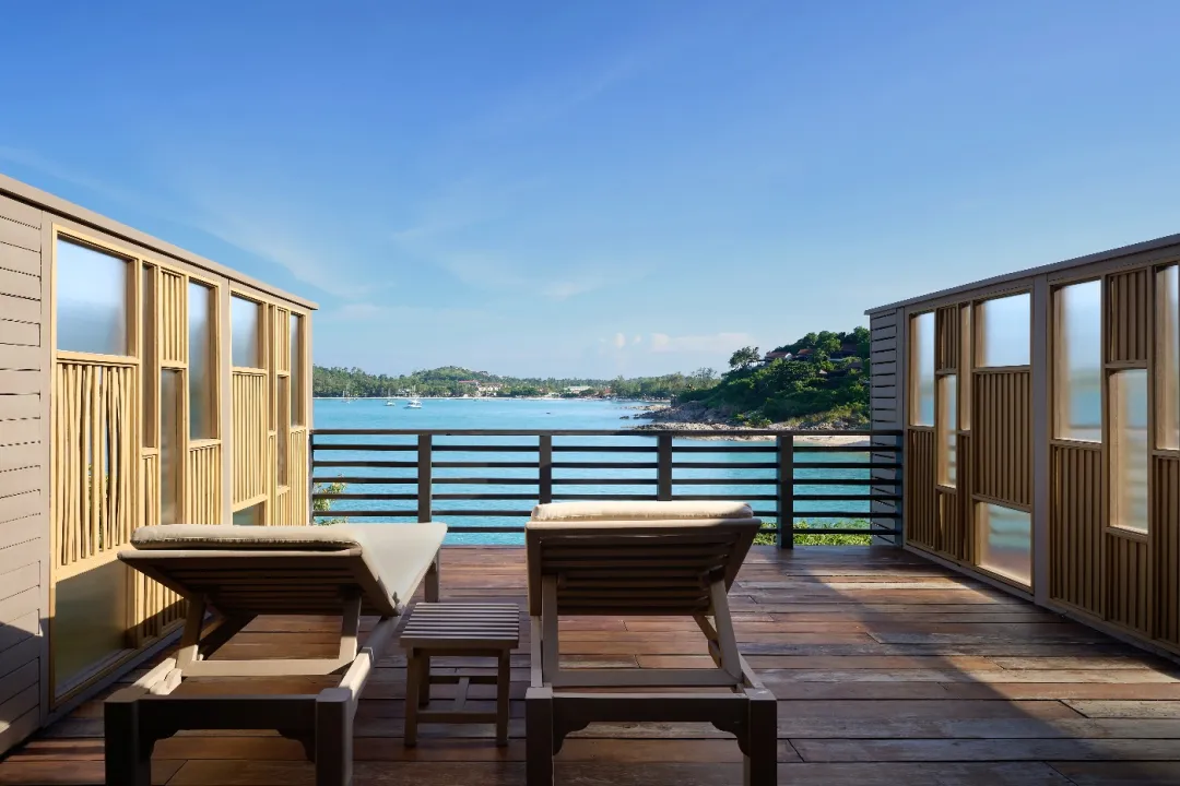 Seafront Suite -Deck Lounge with Sea View