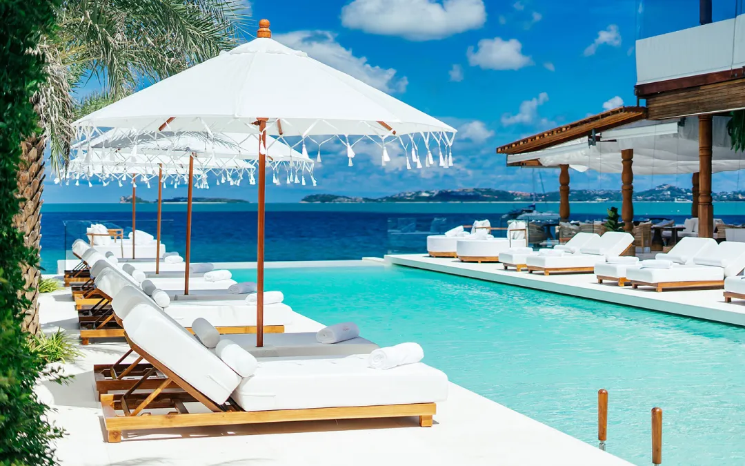 Zazen Boutique Resort & Spa - Pool Lounge