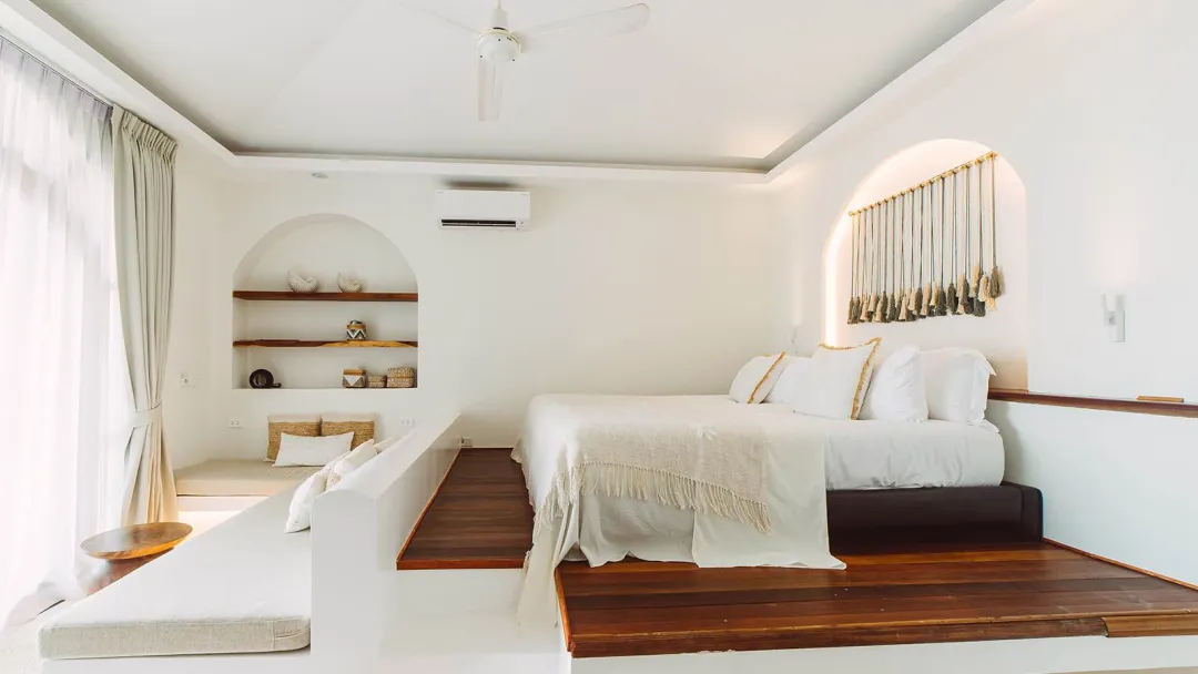 Beachfront Suite - Bedroom