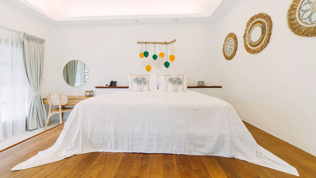 Seaview Tropical Suite - Bedroom