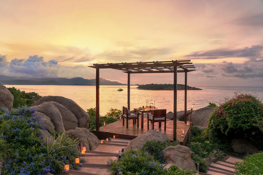 Six Senses Samui - Dining by the Edge