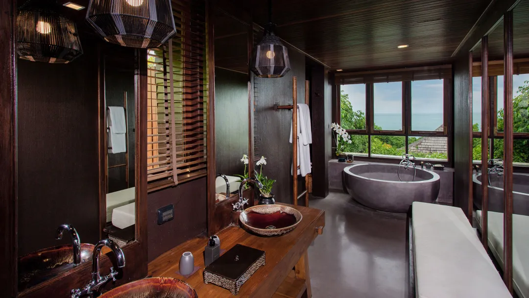 Pool Villa with Partial Ocean View - Bathroom