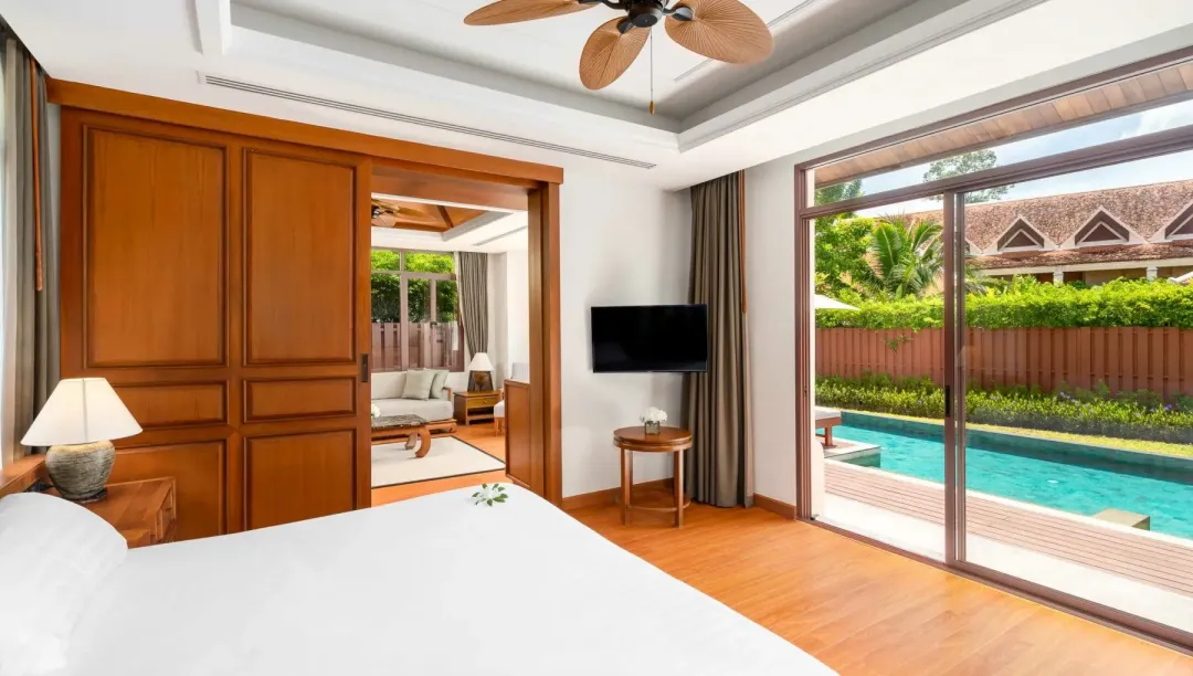 Grand Deluxe Pool Villa - Bedroom with Pool View