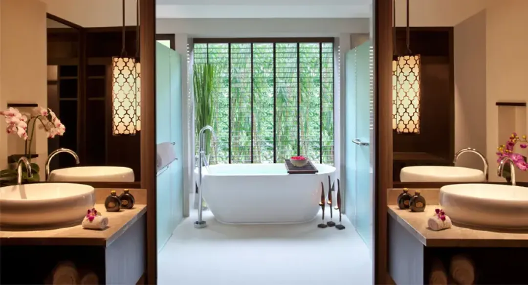 Junior Garden Suite - Bathroom View