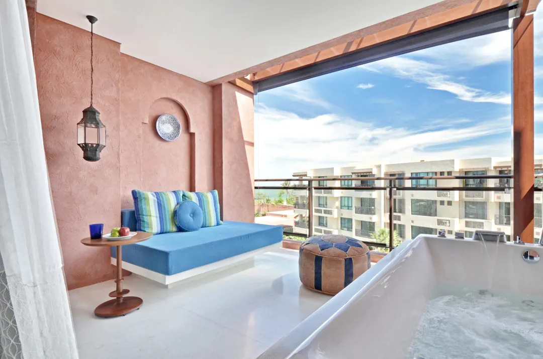 Marrakesh Hua Hin - Junior Suite Pool View - Balcony