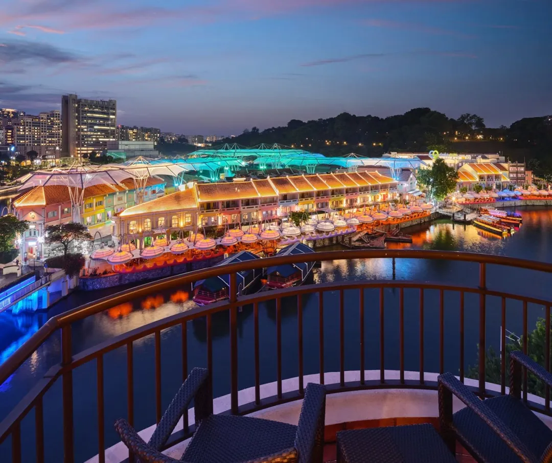 Paradox Singapore Merchant Court at Clarke Quay - Room Balcony