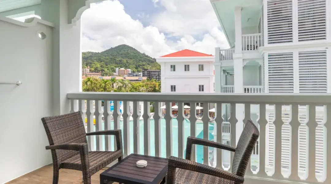 Premium Deluxe Room - Balcony Lounge