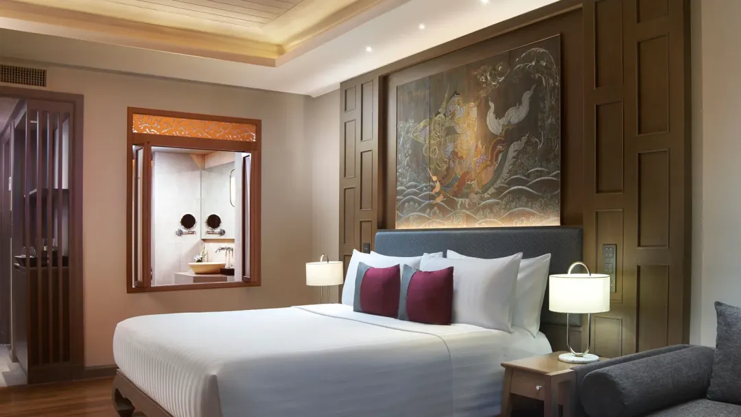 Deluxe Twin - King Bed View