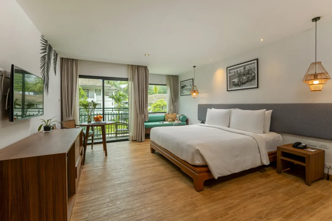 Deluxe Garden Balcony - King Bed View