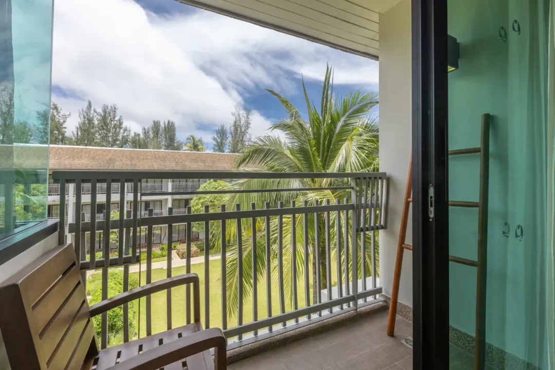 Deluxe Garden Balcony -Balcony Lounge