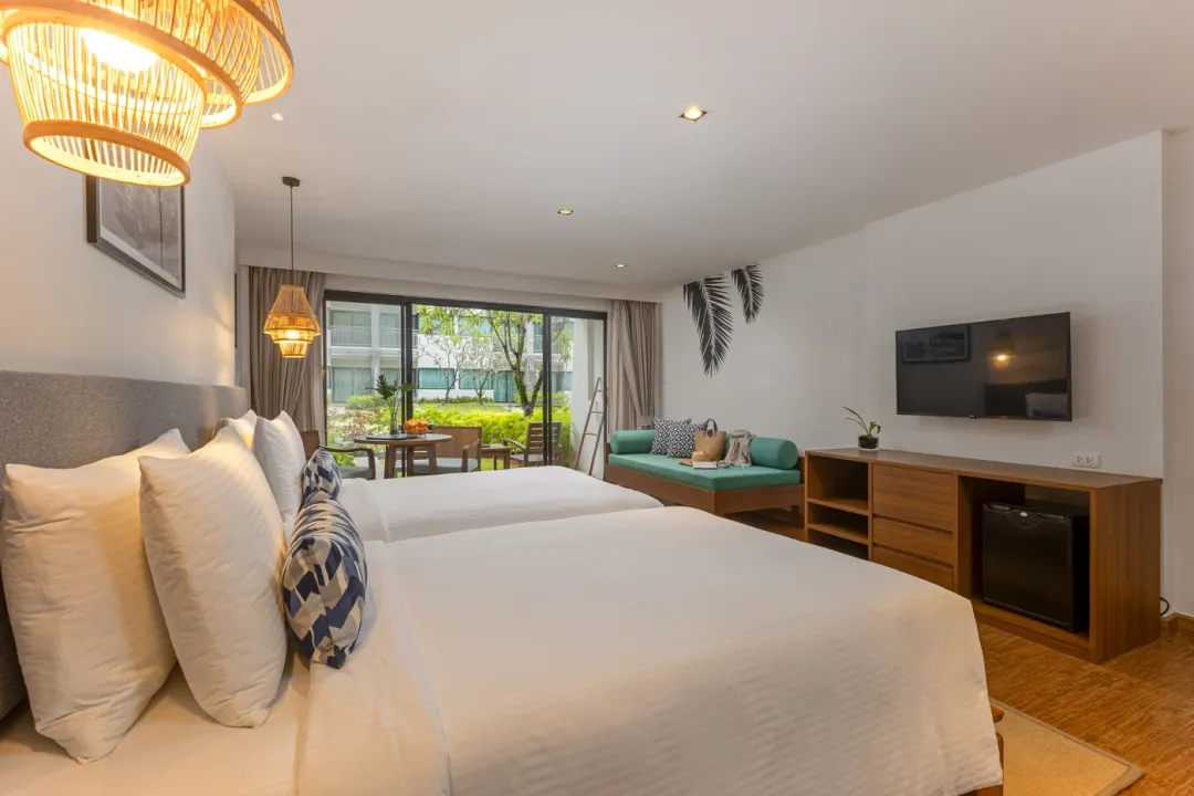Premier Garden Suite - Twin Bed View