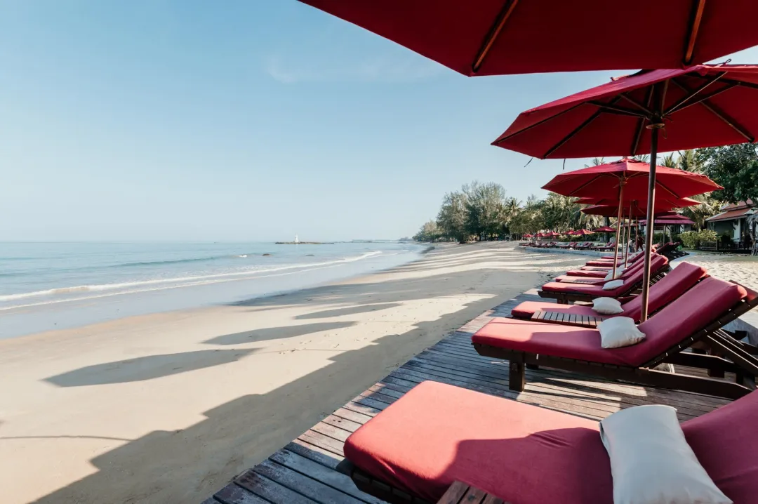 Khao Lak Laguna Resort - Beach Lounge