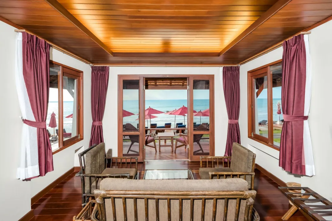 Similan Pearl Villa - Seating Aeria