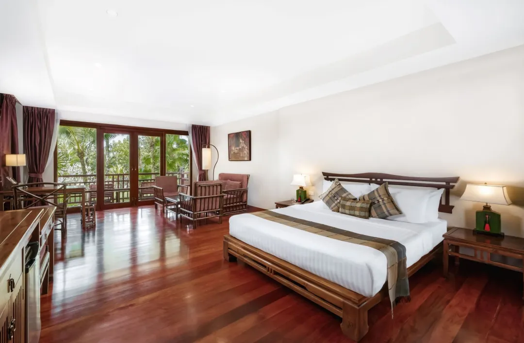 Siam Chalet - King Bed
