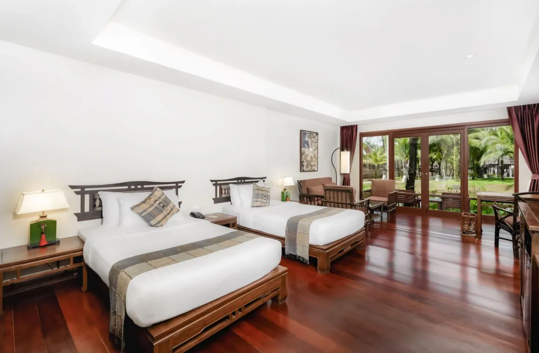 Siam Chalet - Twin Bed