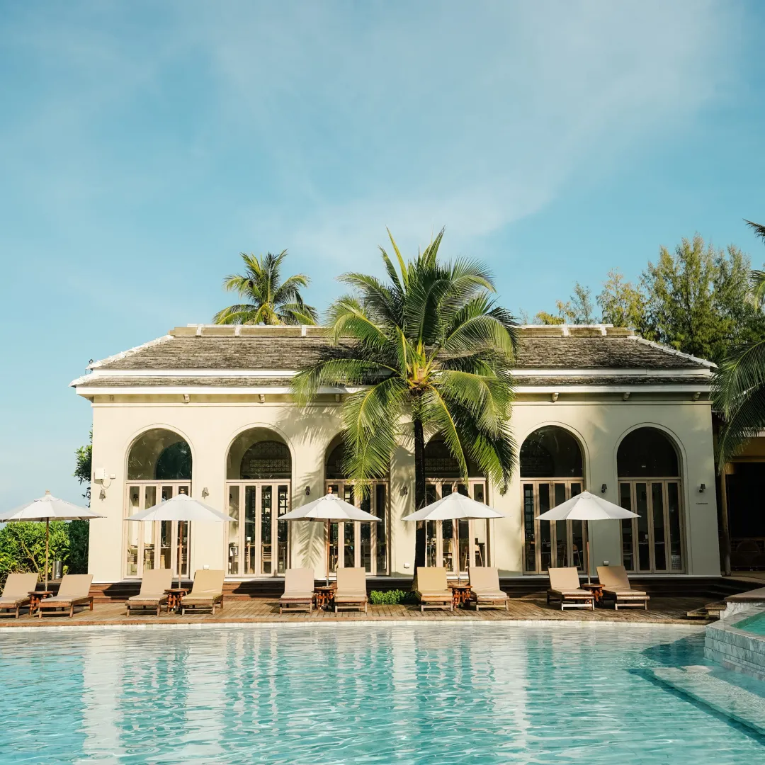 Devasok Khao Lak - Pool Beds