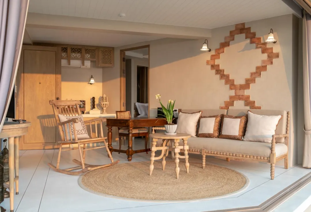 Devasok Khao Lak - Beachfront Villa